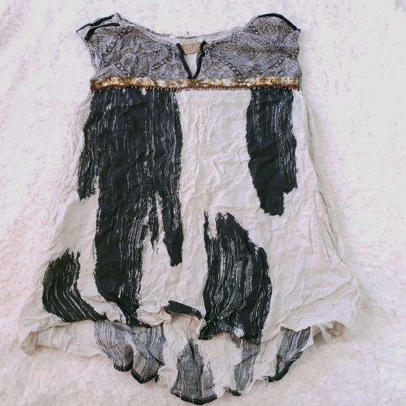 Anthropologie Tops - Anthro Floreat Abstract Sequin Beaded Tunic Blouse